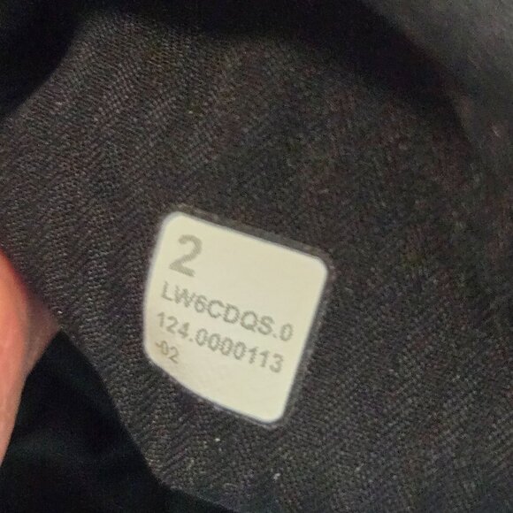 Lululemon Women's Size 2 Dance Studio Mid-Rise 25" Crop Black Mid-Rise - Picture 8 of 9